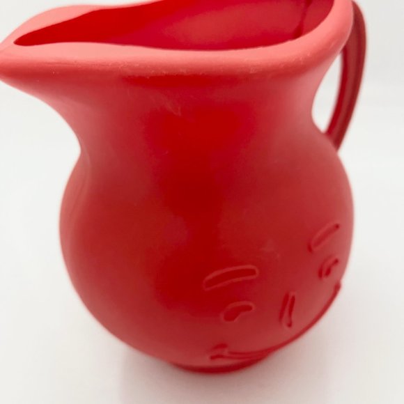 VINTAGE 1980s KOOL-AID PLASTIC PITCHER - SMILING FACE CONTAINER - 7" TALL - Picture 4 of 5